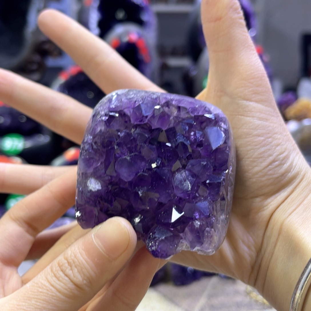 紫晶摆件未镶嵌紫水晶