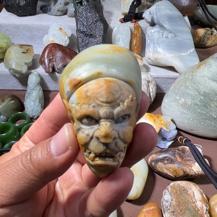 *****和田玉未镶嵌把件