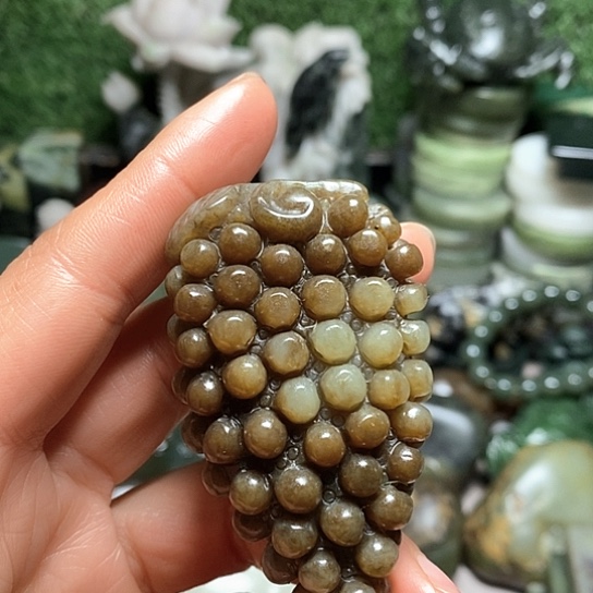 未镶嵌和田玉（糖玉）珠宝半成品
