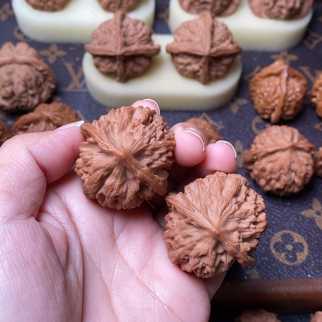 桃核吊坠全品骨赛龙37尺