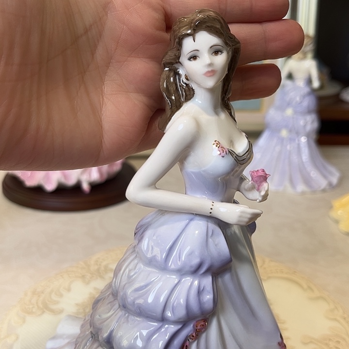 杯欧洲中古瓷器摆件