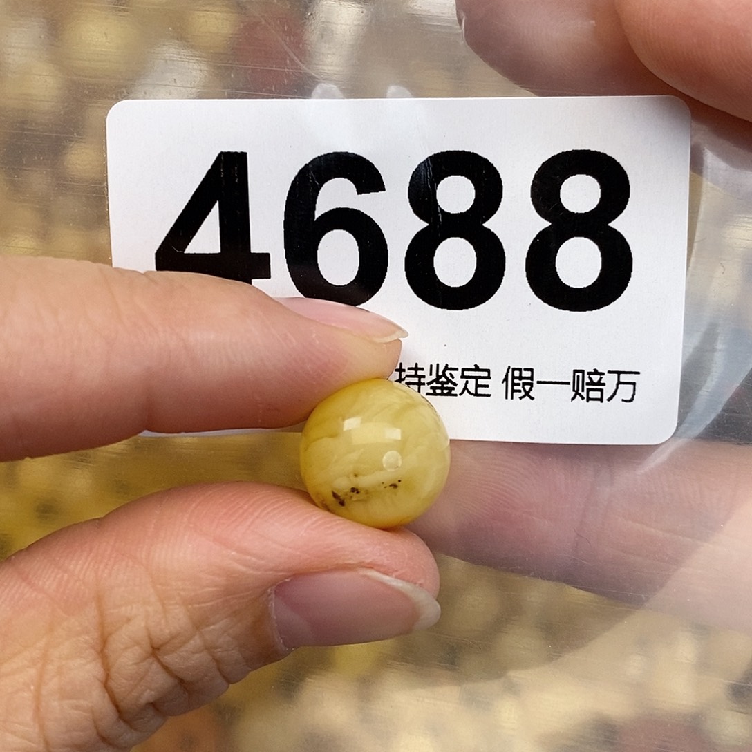 蜜蜡未镶嵌珠宝奇石12.7