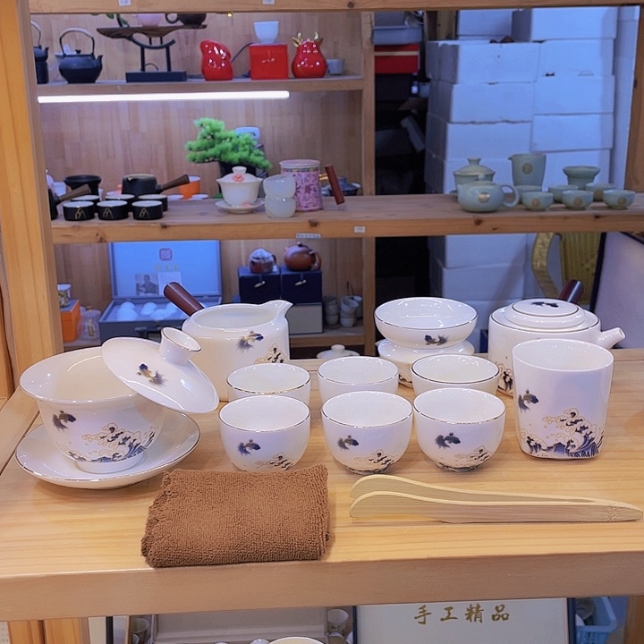 鱼跃龙门青花套装