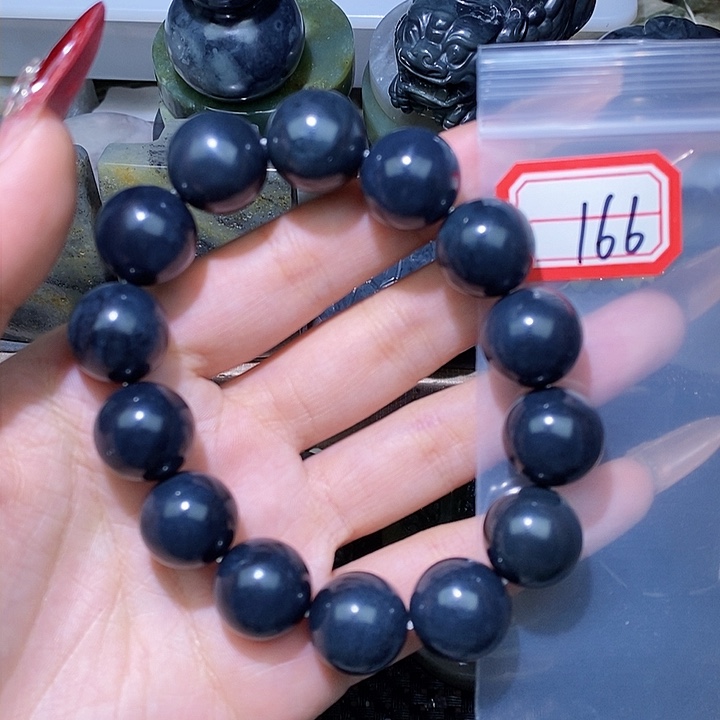 和田玉和田玉边角料随机发未镶嵌