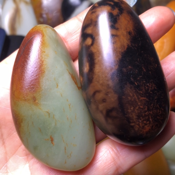 财***亿和田玉未镶嵌珠宝奇石