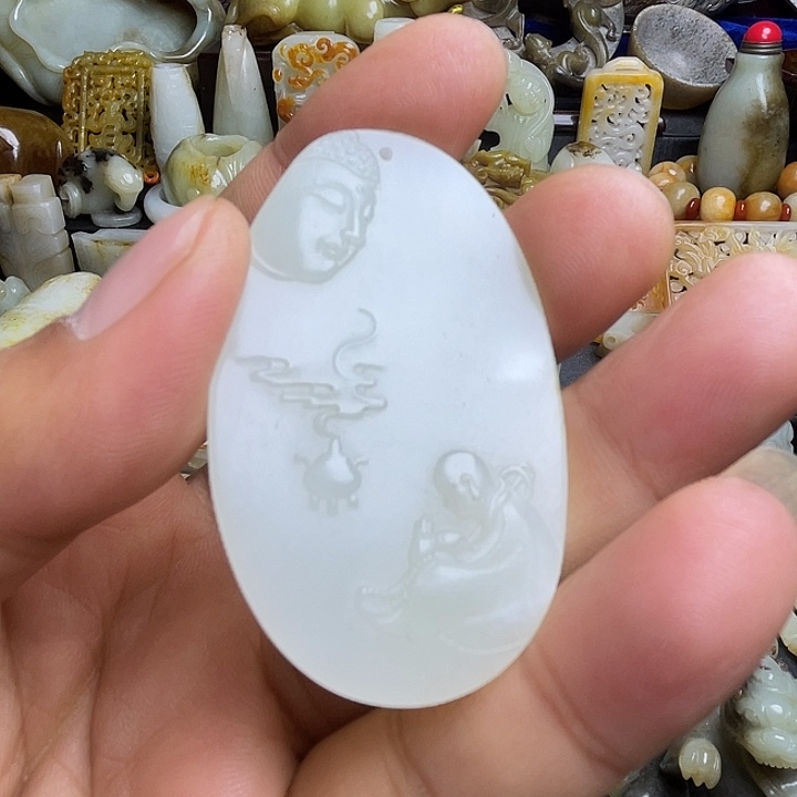颈饰未镶嵌和田玉