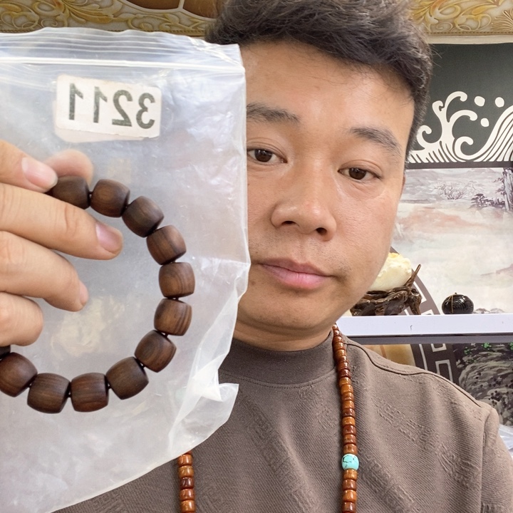 大果紫檀（缅甸花梨）3211