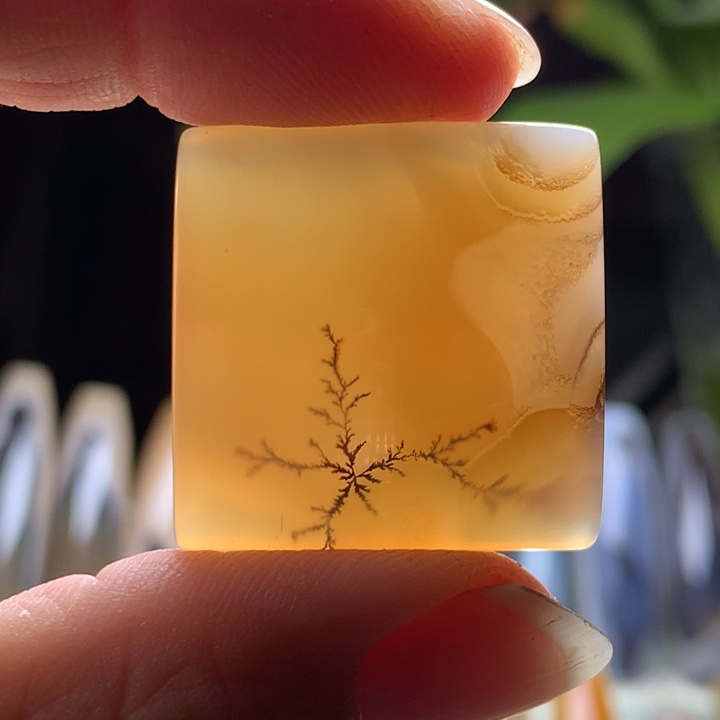 玛瑙/玉髓颈饰未镶嵌135