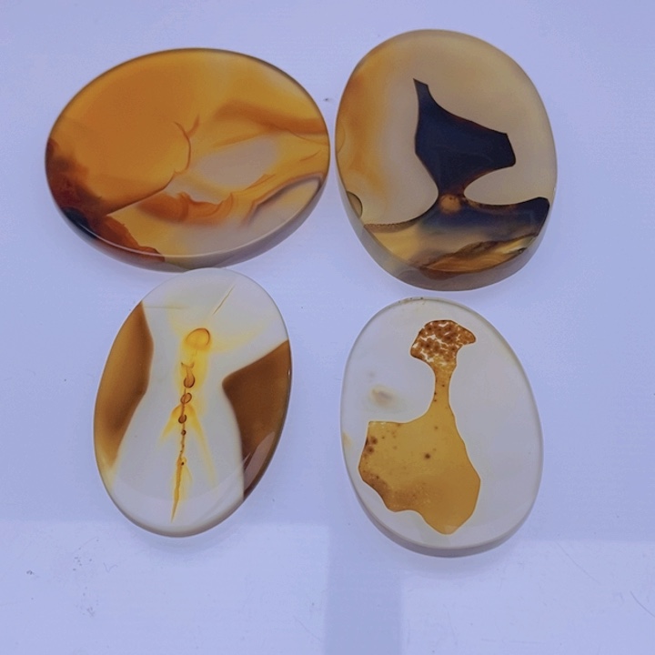 玛瑙/玉髓颈饰未镶嵌丫**?