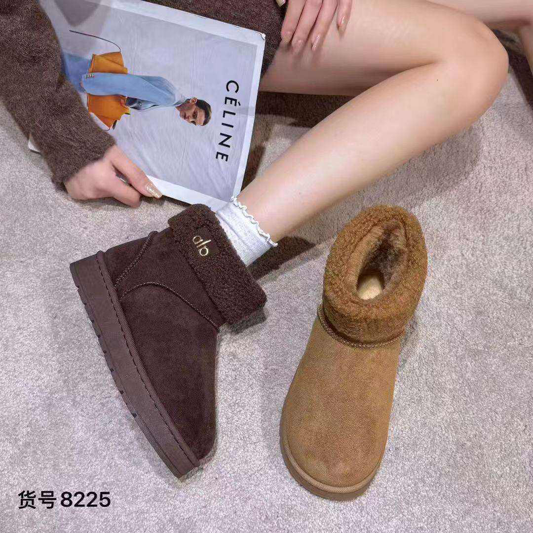 8225  加绒雪地靴女冬季保暖两穿中筒靴秋冬新款时尚棉鞋