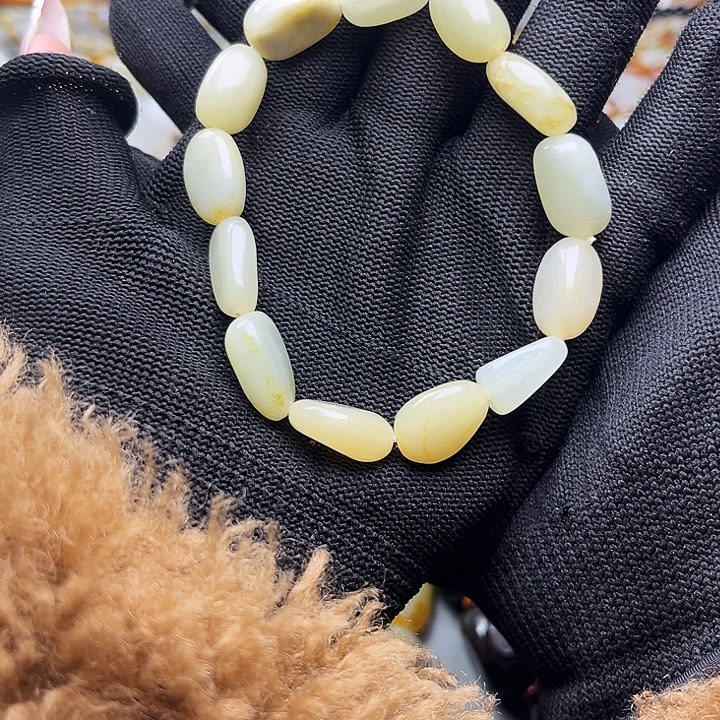 和田玉未镶嵌手链