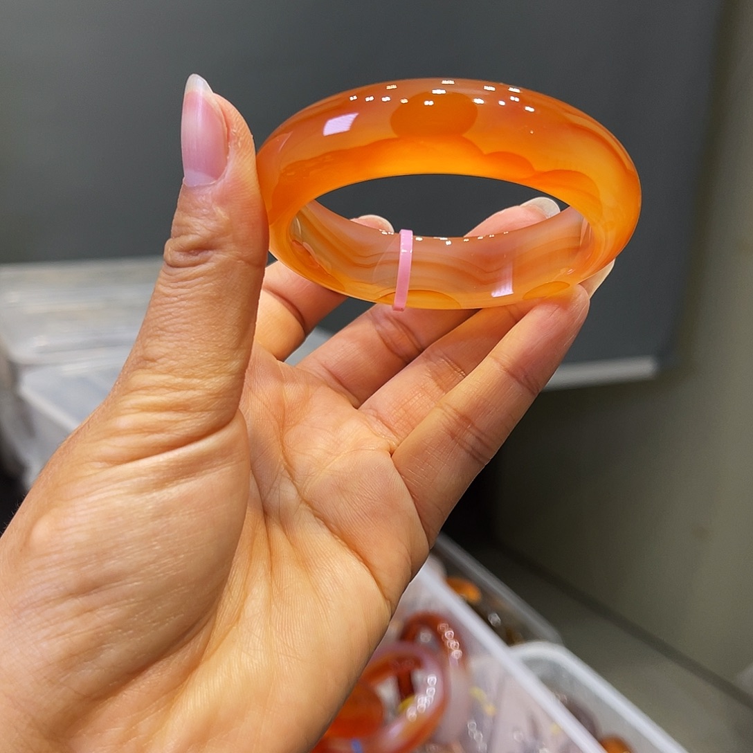 玛瑙/玉髓未镶嵌手镯