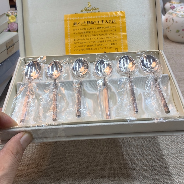 瓷片哈哈哈哈哈哈