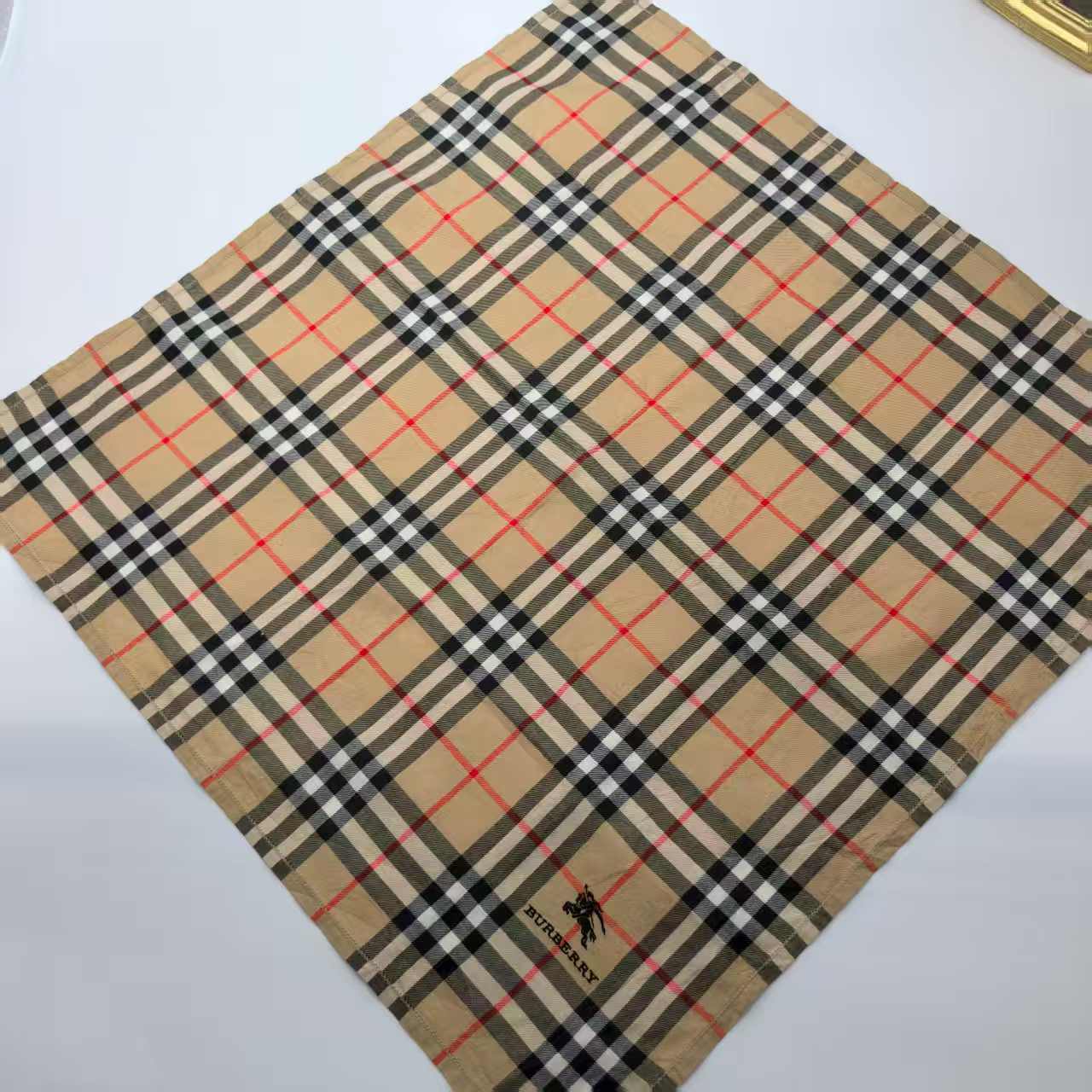 95新 BURBERRY/博柏利 海囤/巴宝莉/丝巾/yy10468