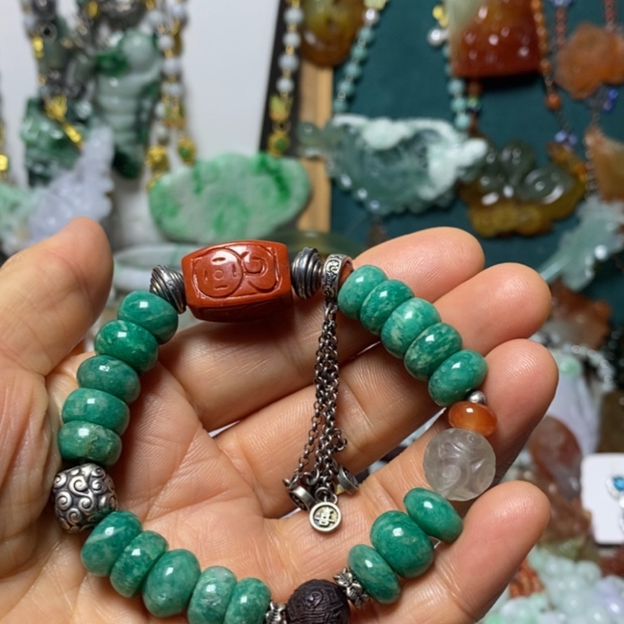 【闪购商品】翡翠吊坠(赠链)未镶嵌