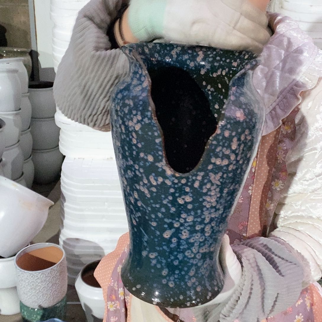 紫砂花盆瑕疵口16高30