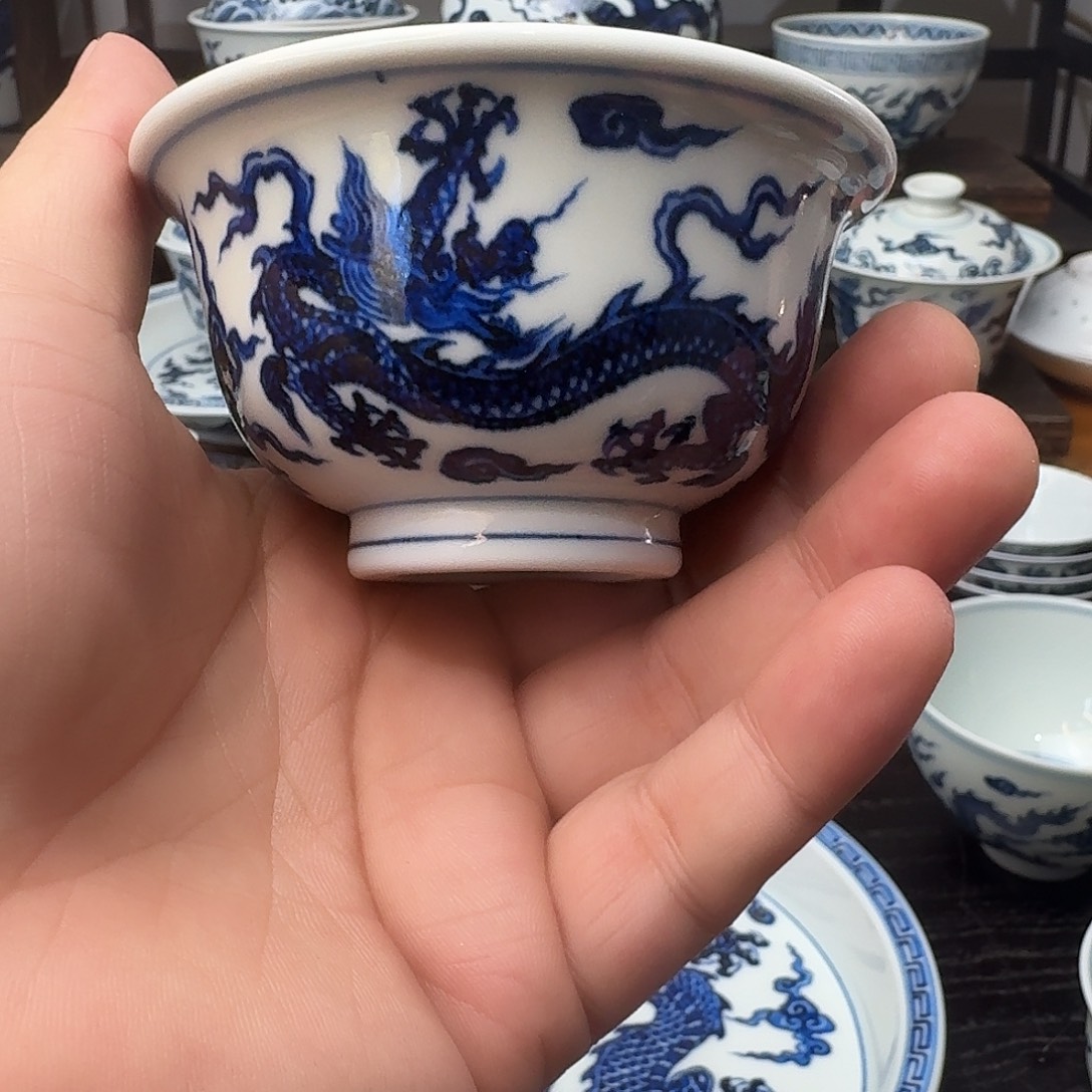 冷***网小小明堂龙压手子