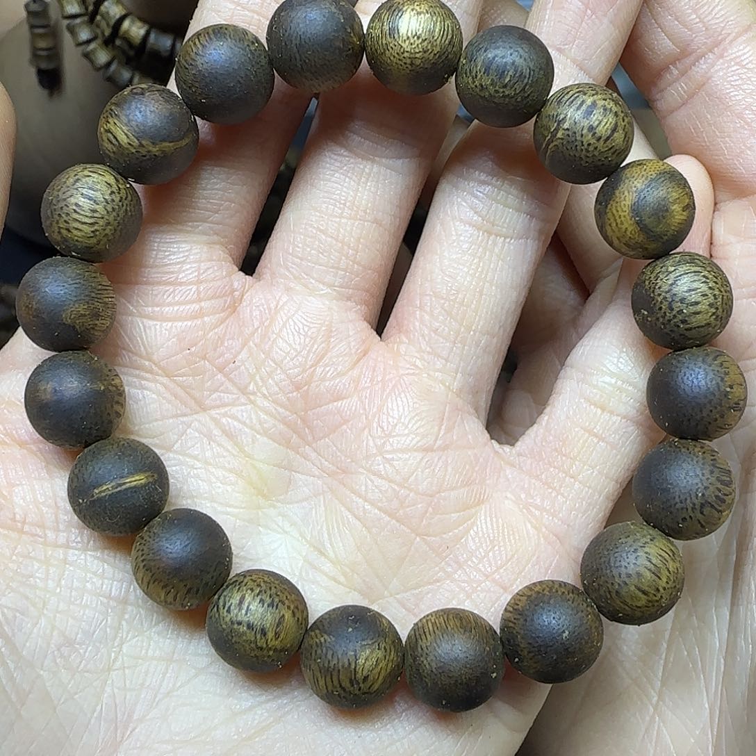 沉香碎屑沉香+沉水浮1.0圆珠单圈10克加