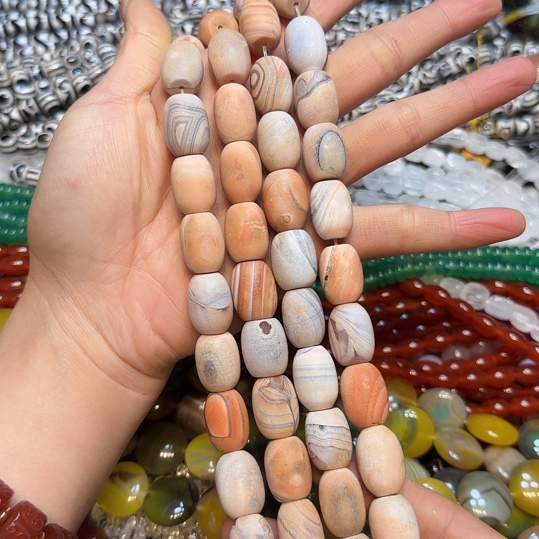 玛瑙/玉髓未镶嵌珠宝半成品粉奶皮玛瑙桶一条13✖️18mm