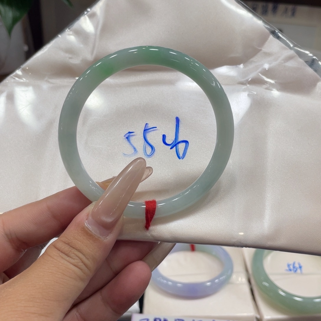 翡翠未镶嵌手镯天然缅甸翡翠17