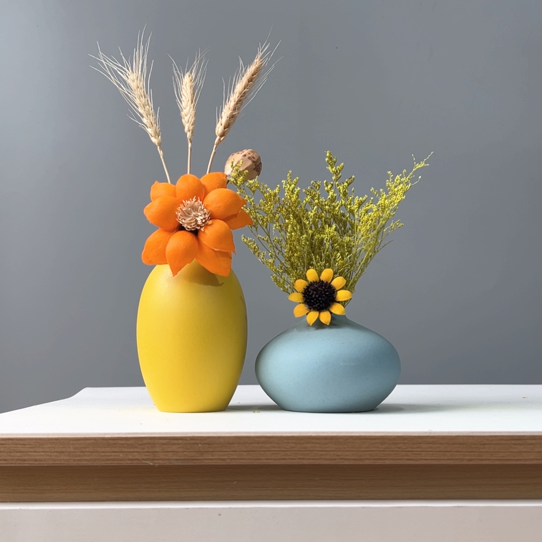 瓶花瓶带花高度20-30厘米左右