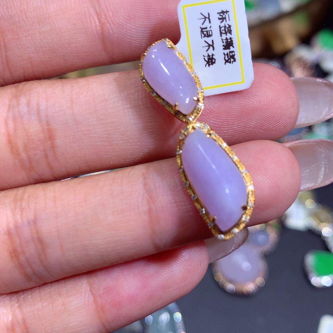 翡翠吊坠(赠链)18K金镶嵌