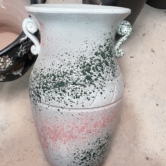 紫砂花盆口22高度37白色