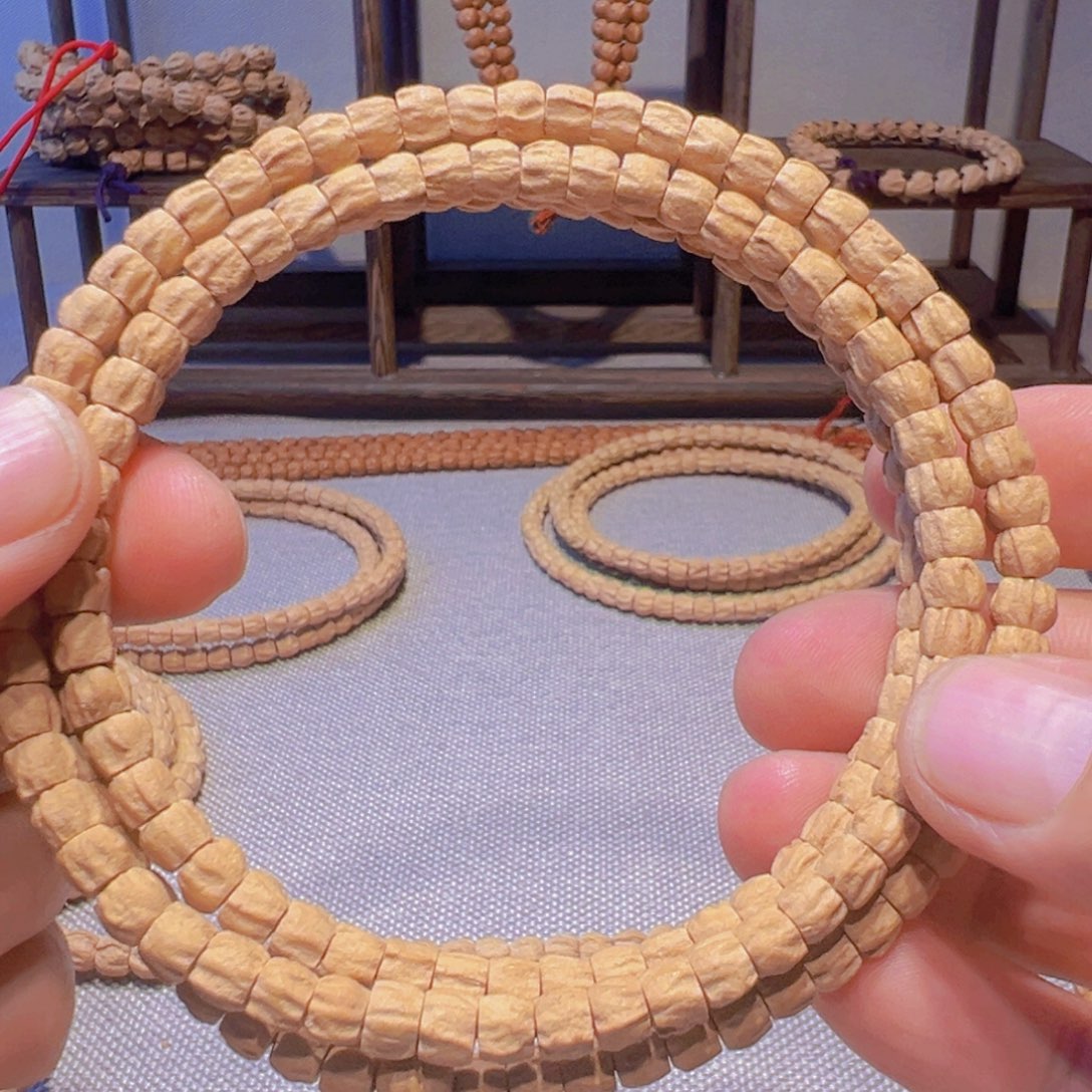 胡***么柏香籽/百香籽吊坠