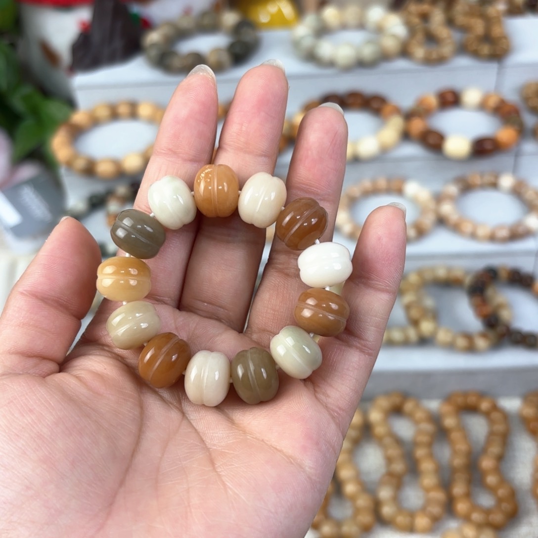 白玉菩提吊坠蛋堡手捻瑕疵福利