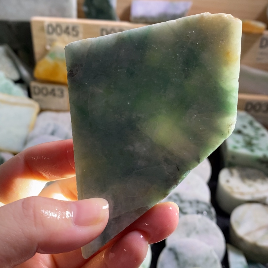 颈饰未镶嵌翡翠天然翡翠