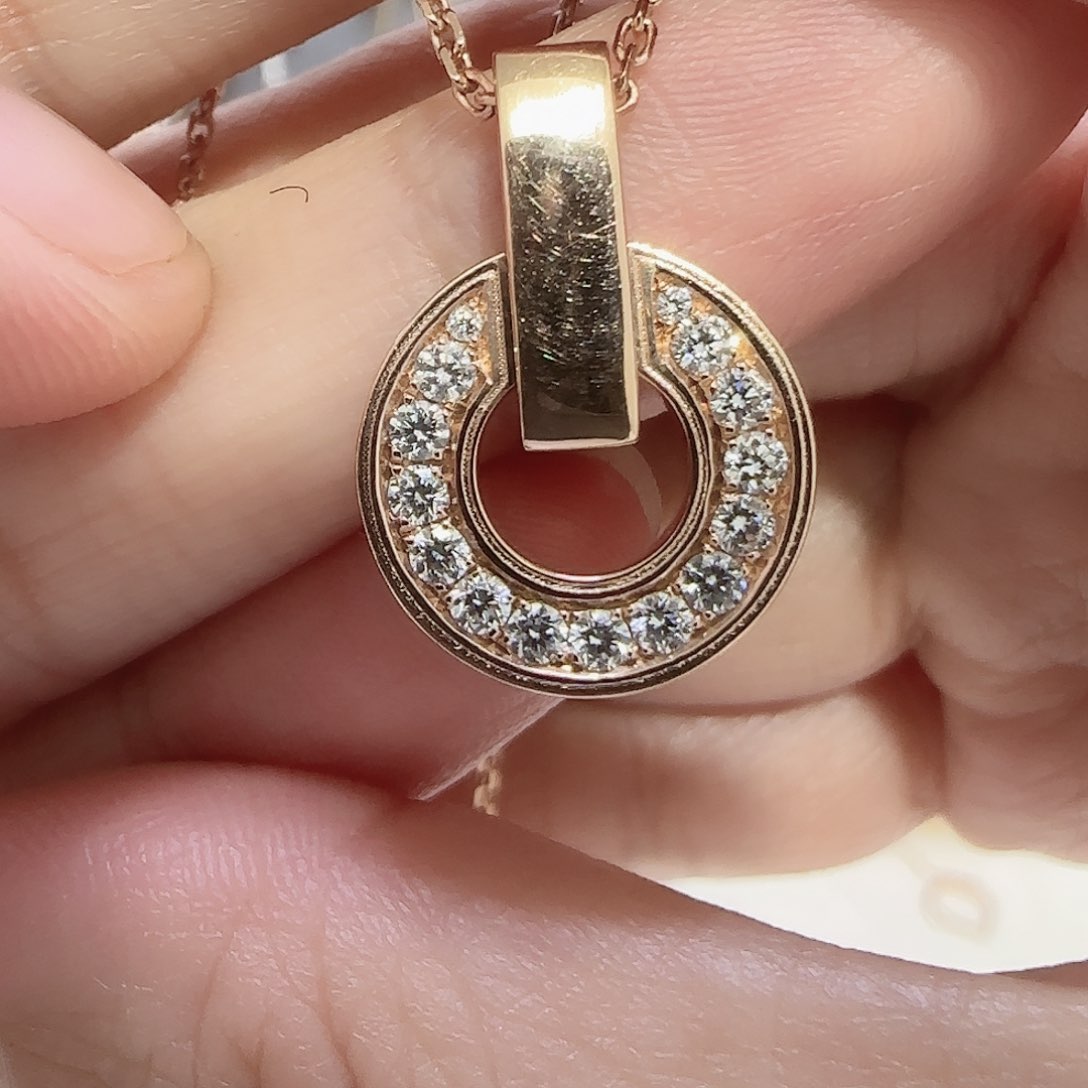 吊坠(不含链)18K金镶嵌天然钻石