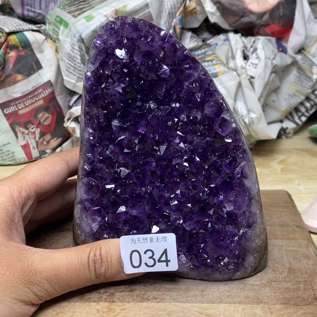 紫晶天然水晶摆件未镶嵌