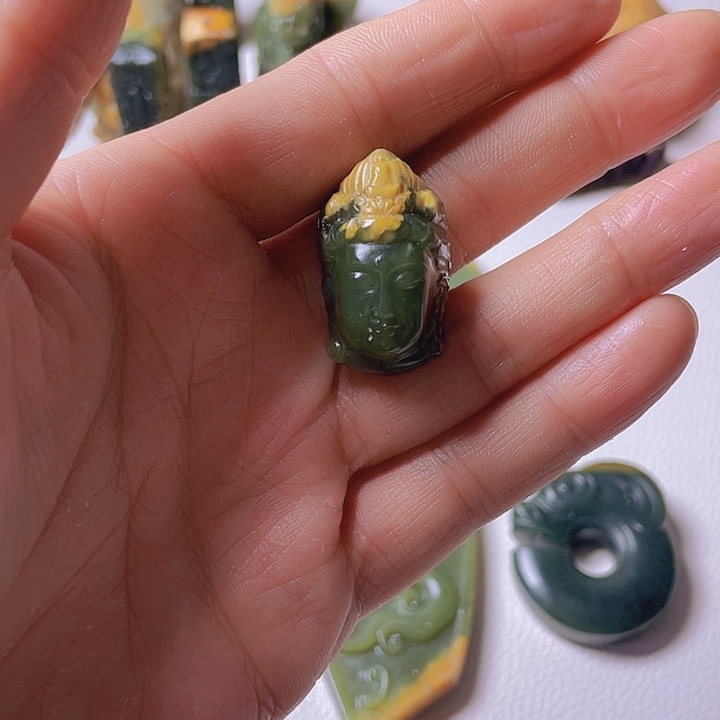 和田玉挂件未镶嵌爬****6