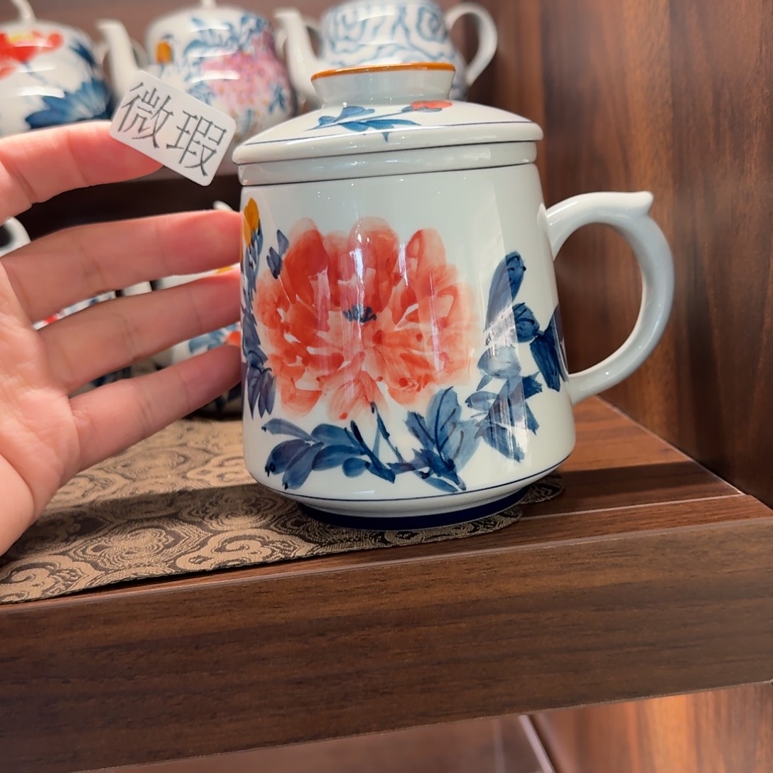 釉下手绘茶具微瑕