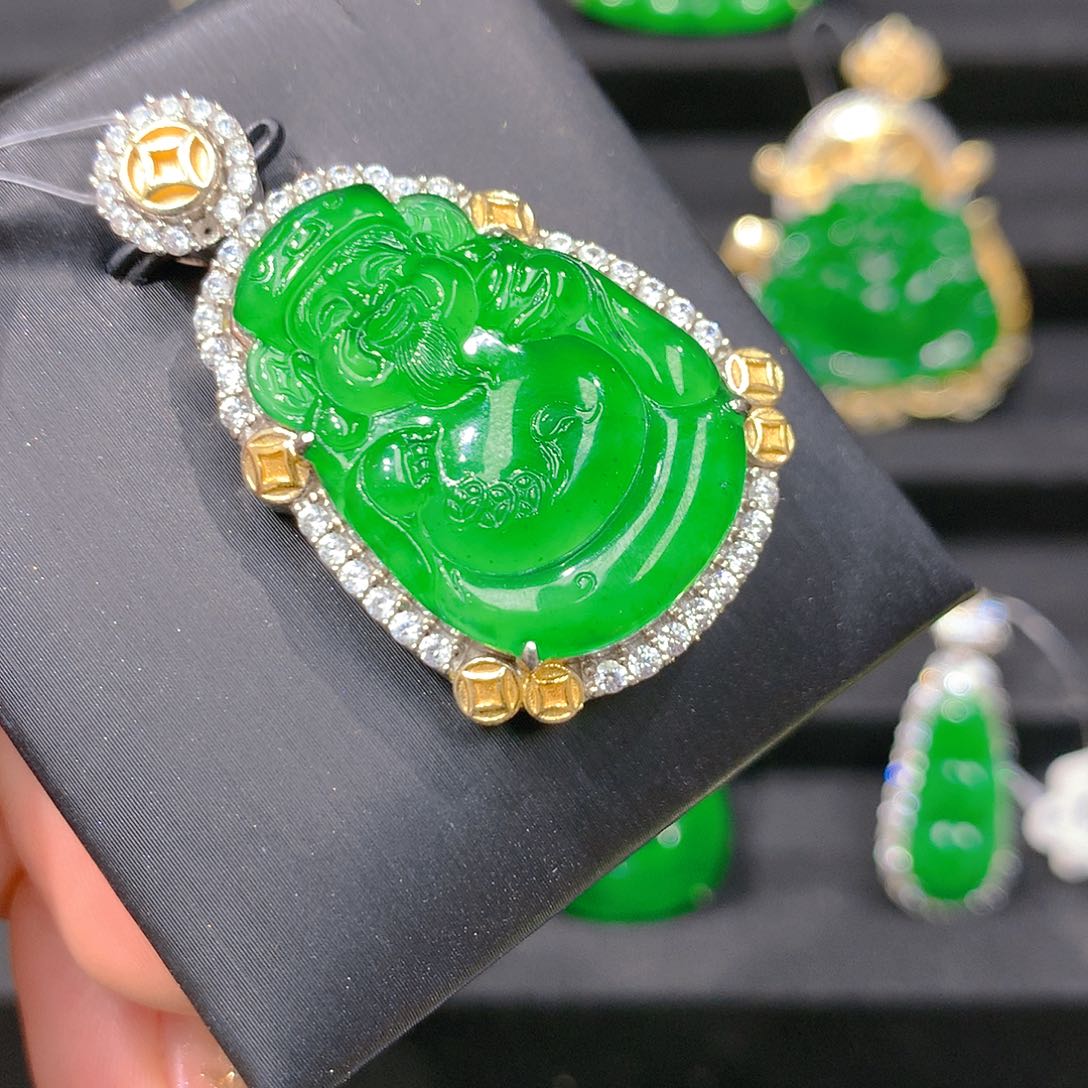 翡翠吊坠(赠链)银S925镶嵌0088