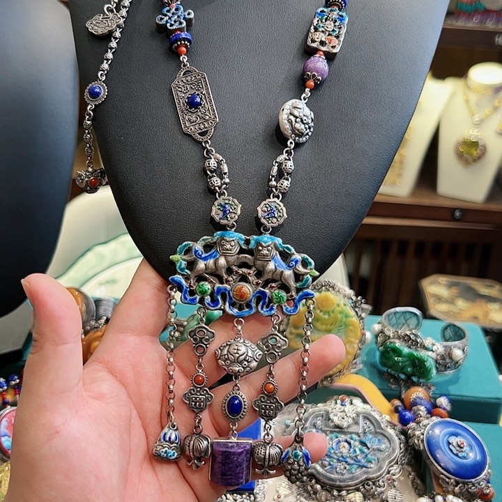 查罗石颈饰未镶嵌古风