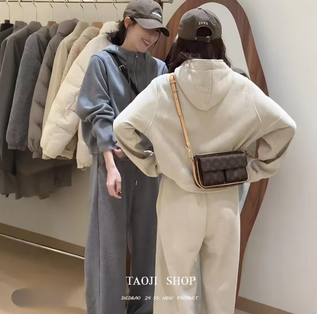 25066小个子定制新款秋冬加绒加厚休闲运动套装女时尚洋气两件套