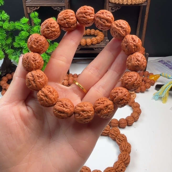 东***曜文玩核桃手串小核桃5