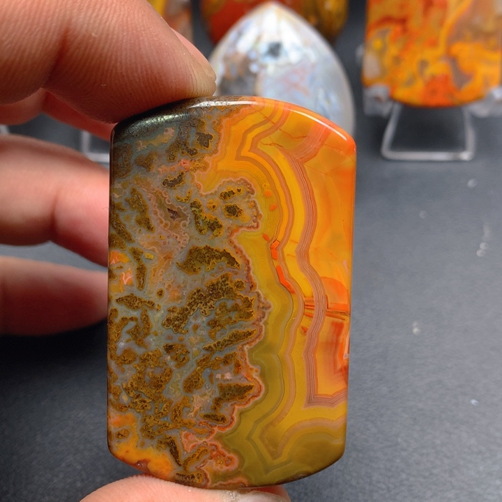 玛瑙/玉髓颈饰未镶嵌知**生