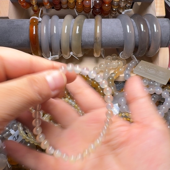 语***儿玛瑙/玉髓未镶嵌手链9911……9.9