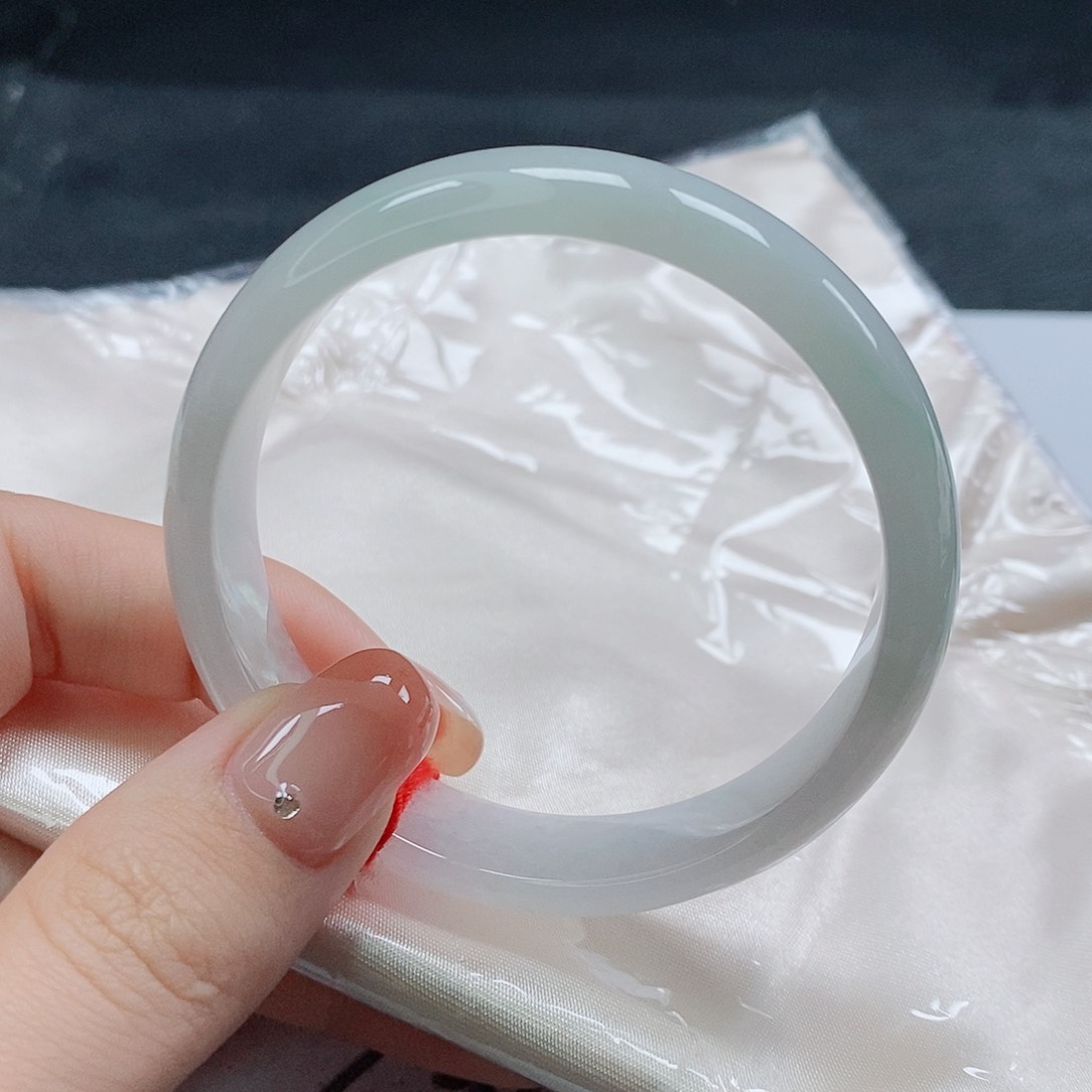 【闪购商品】未镶嵌手镯翡翠427号