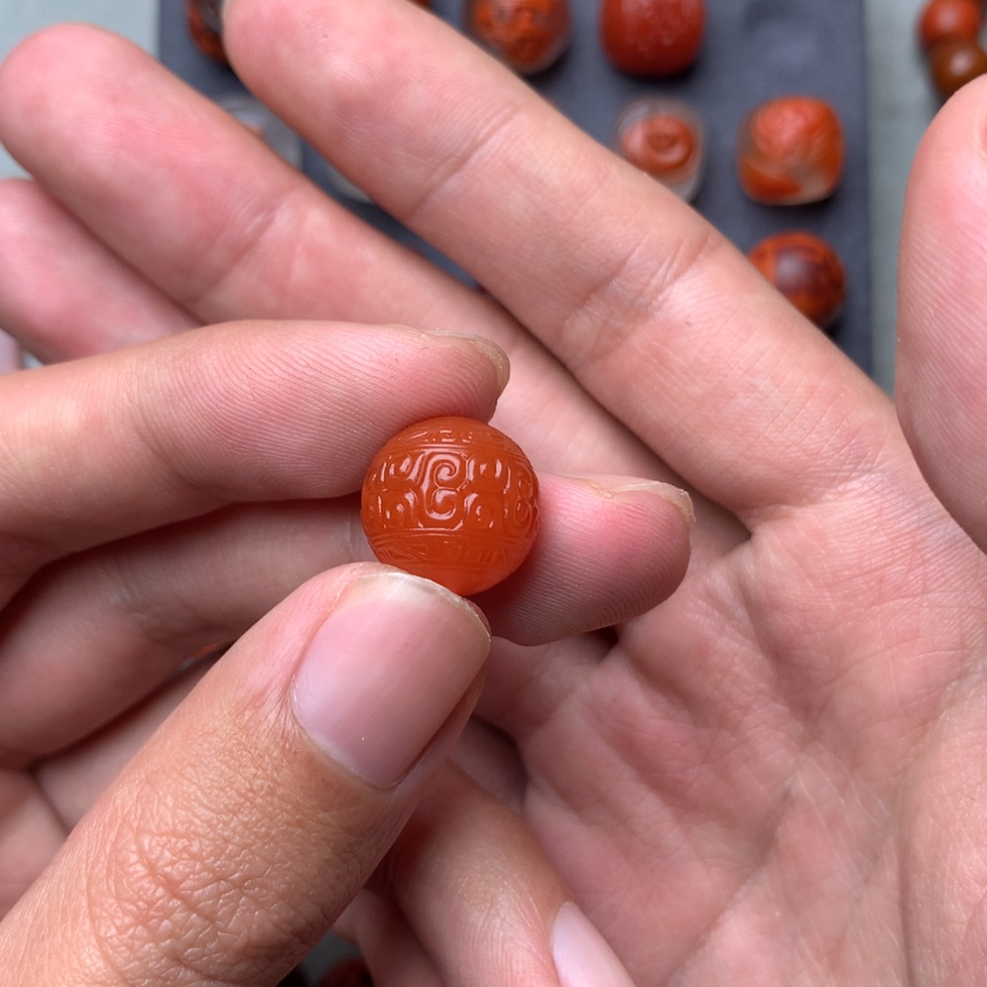 南红玛瑙未镶嵌回纹圆珠