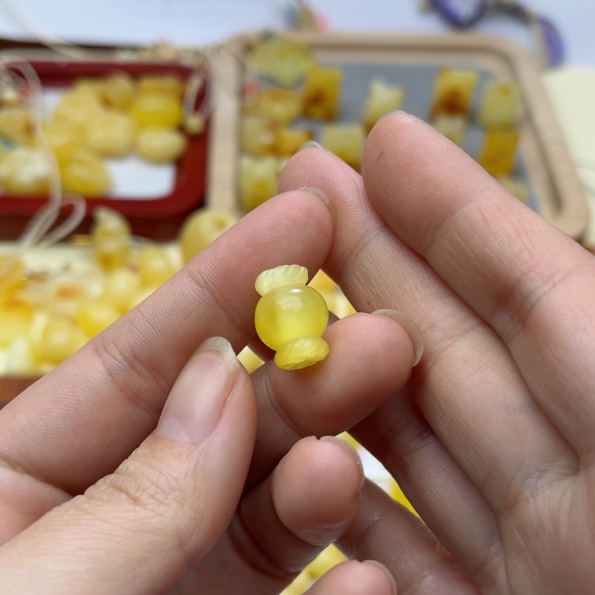 【闪购商品】蜜蜡裸石未镶嵌配饰