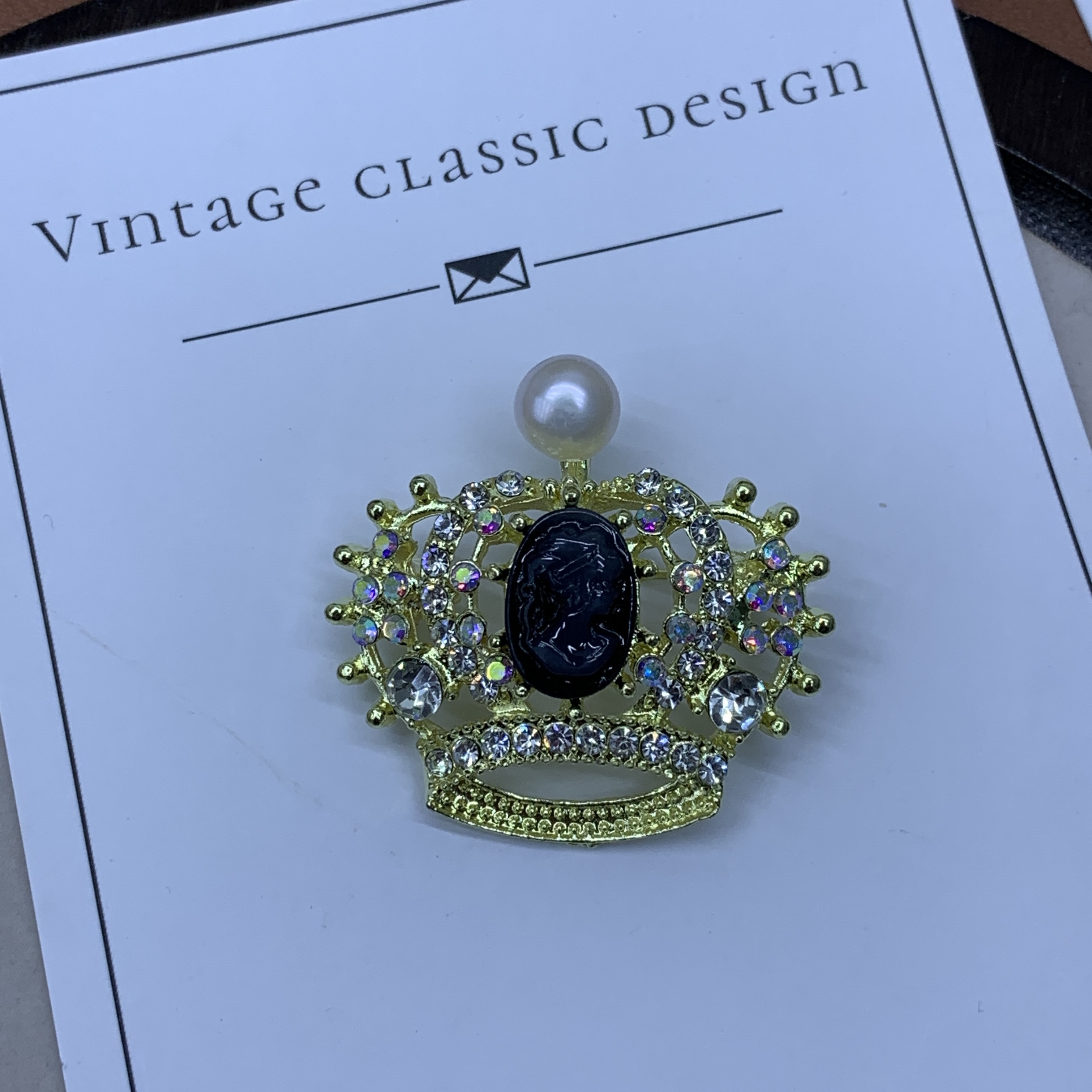 373-淡水珍珠胸针