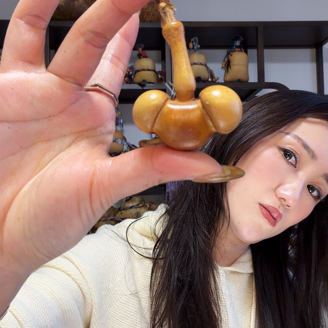 S***姝花皮米奇熊葫芦把件