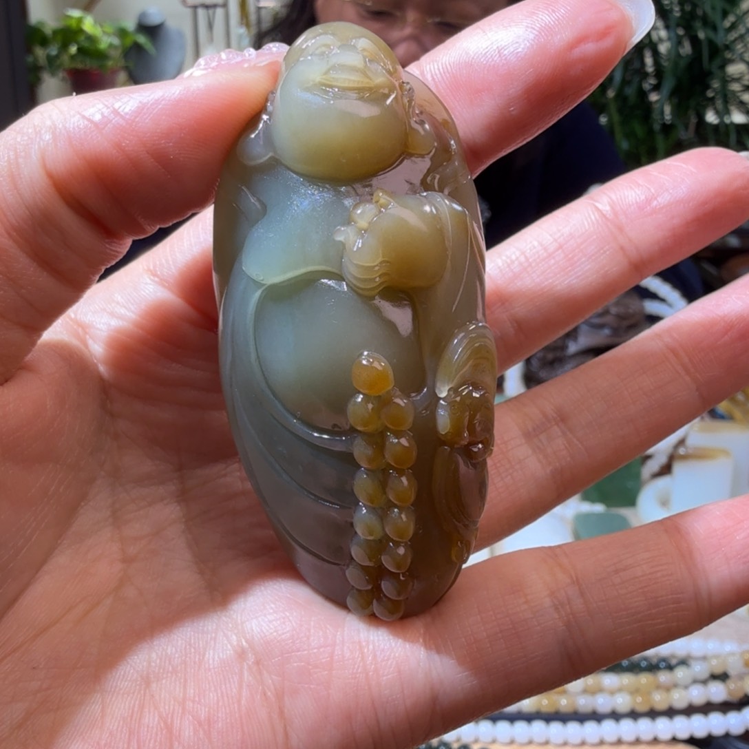 和田玉手把未镶嵌乌*