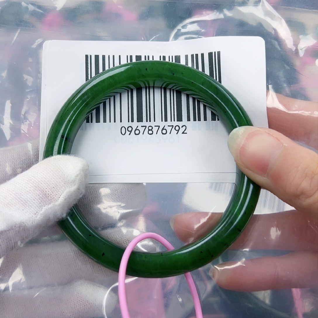 和田玉（碧玉）手镯未镶嵌5859