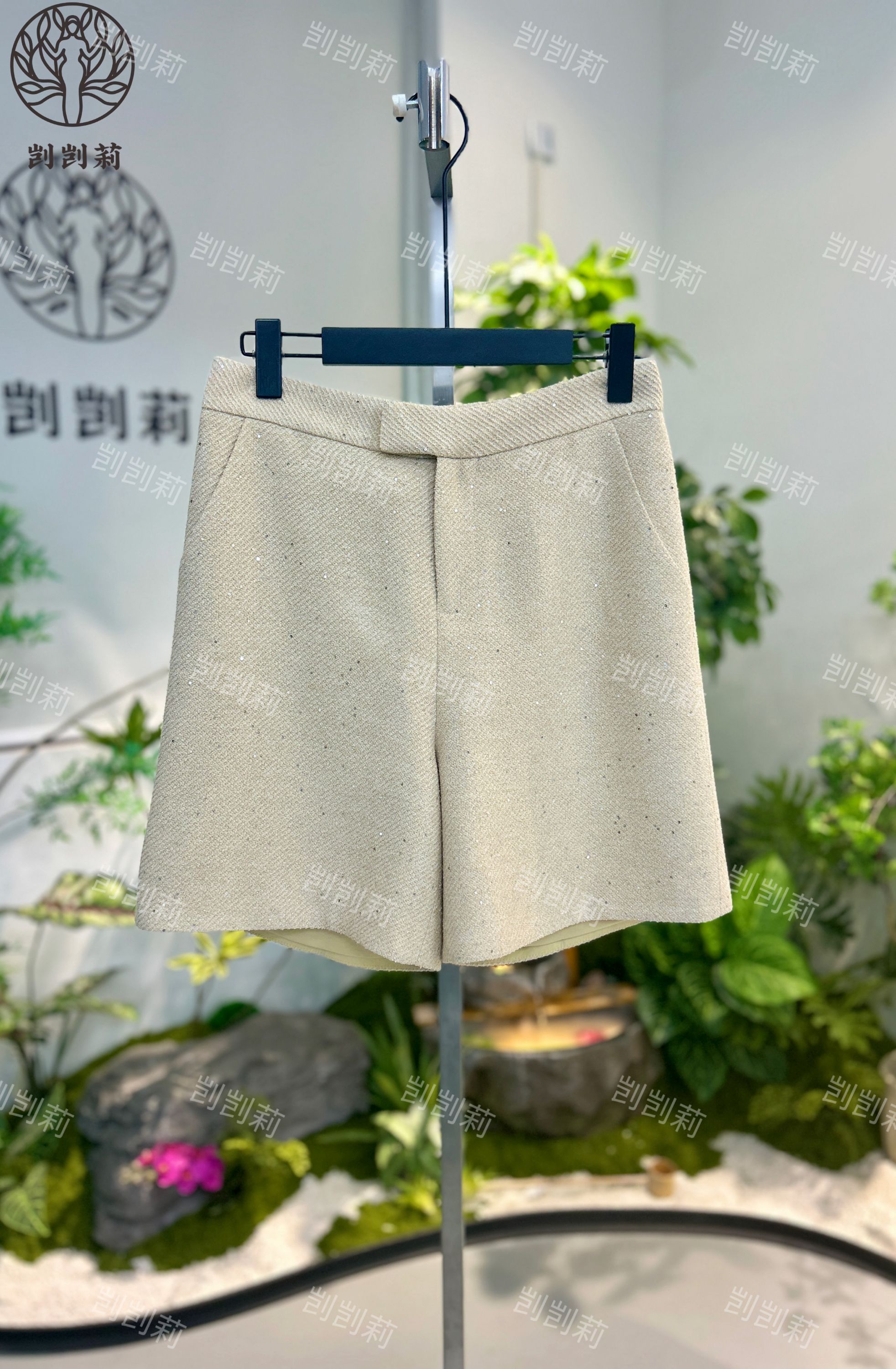 剀剀莉 （郁金香）醋酸莱赛尔桑蚕丝绵羊毛混纺金咖色小香短裤