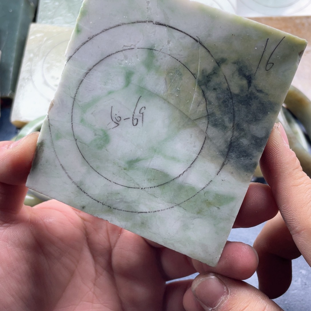 独山玉定制手镯未镶嵌