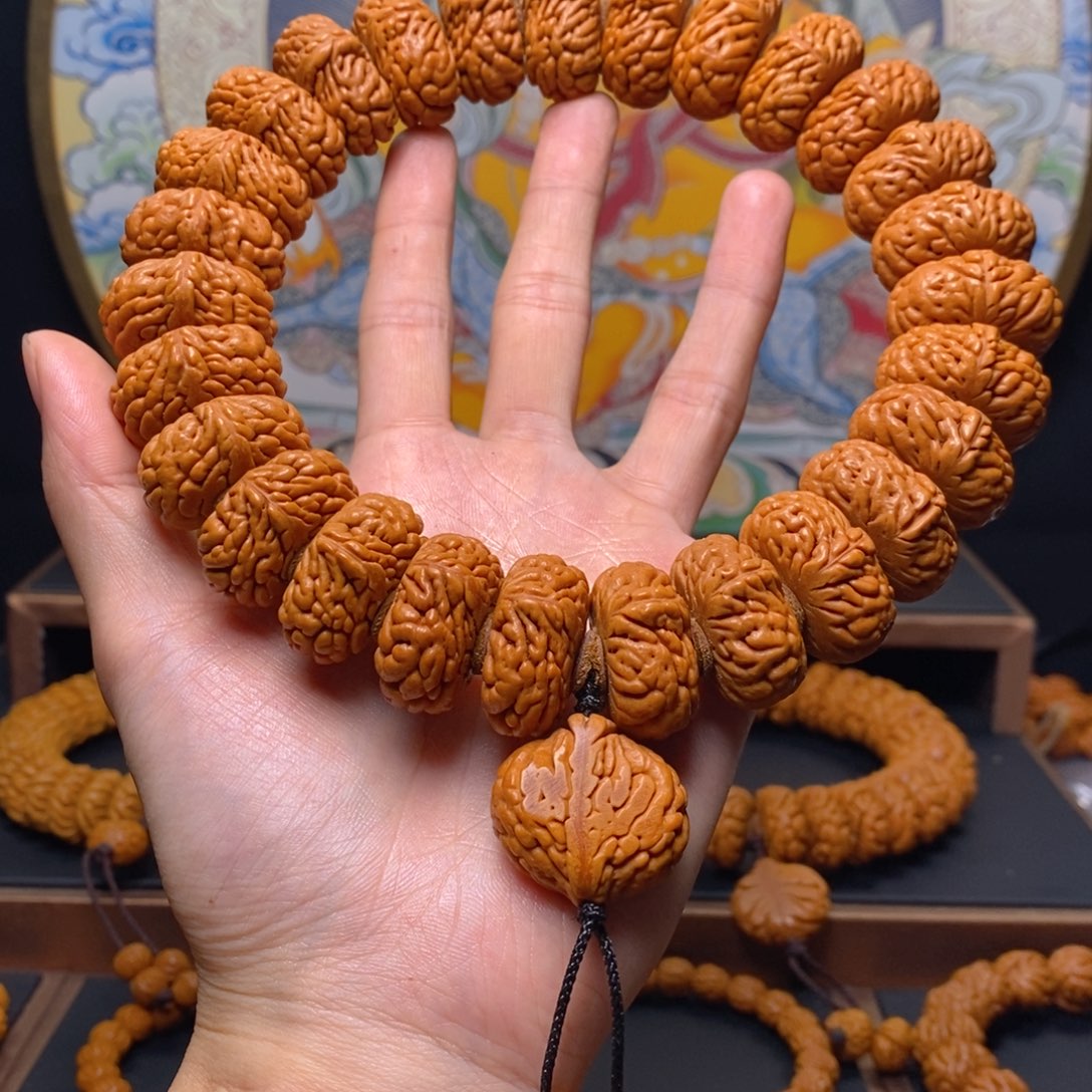 手串桃核儿****?龙纹桃核麒麟